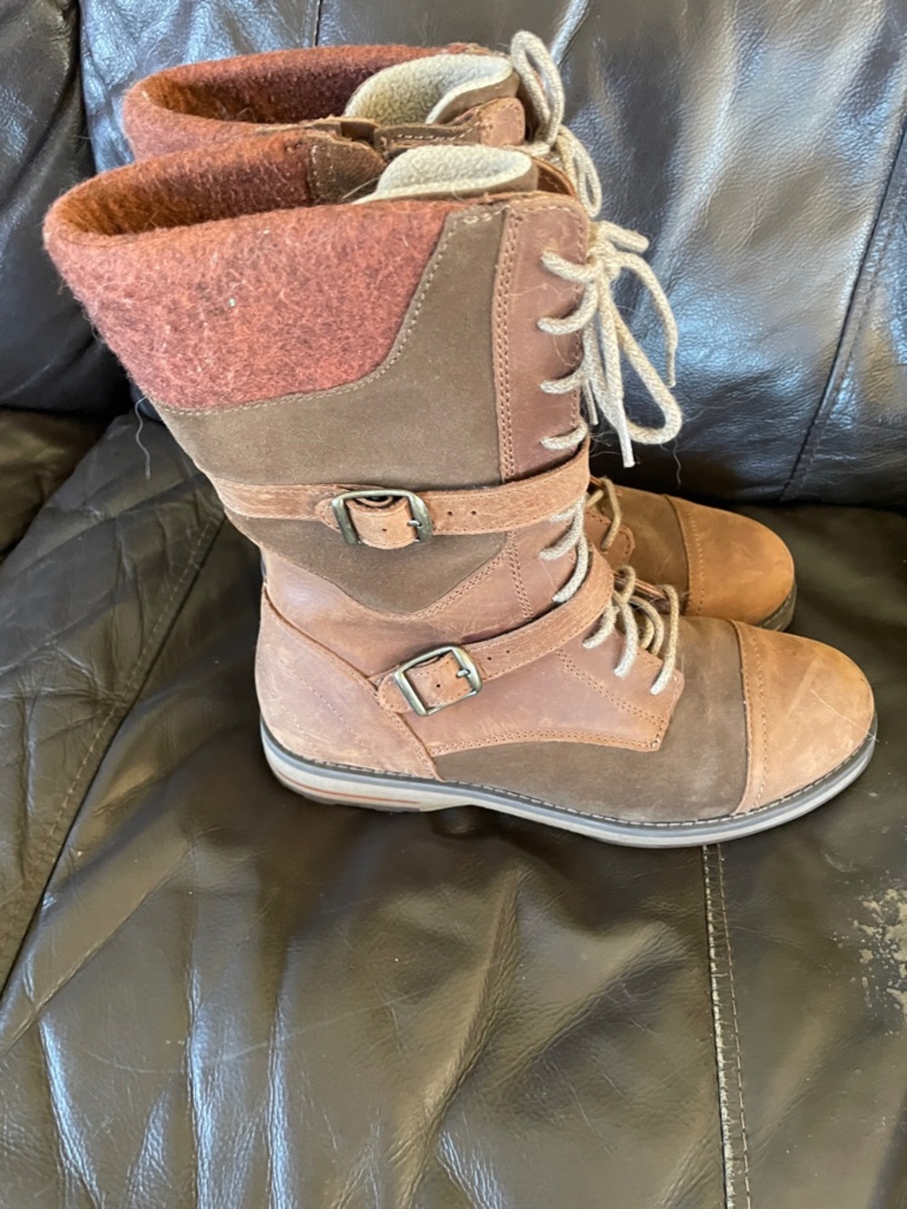 L.L. Bean Women's Brown and Rust Lace-Up Winter Boots
